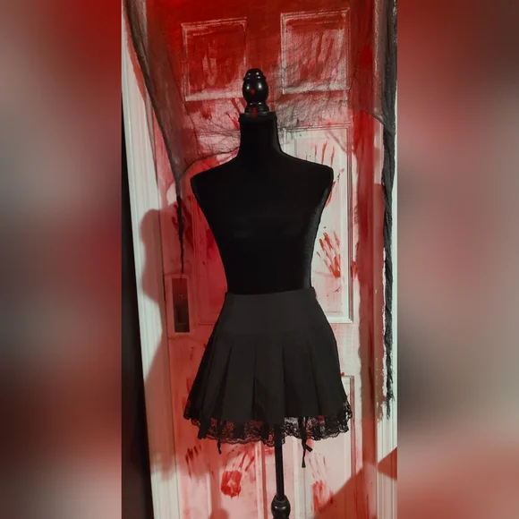 Lolita Lace Bow Skirt - Picture 3 of 4